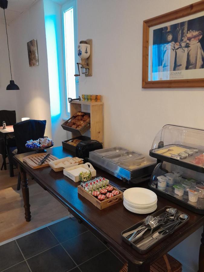 Bed and Breakfast Sur La Bonnefooi Prades-sur-Vernazobre Esterno foto