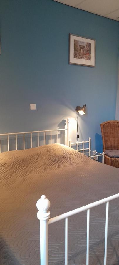 Bed and Breakfast Sur La Bonnefooi Prades-sur-Vernazobre Esterno foto