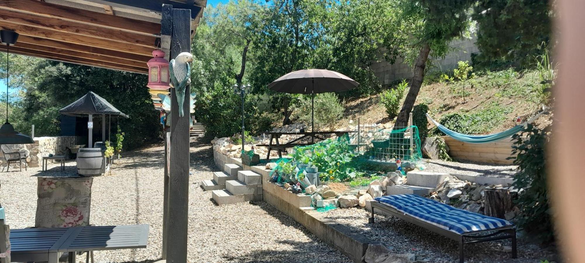 Bed and Breakfast Sur La Bonnefooi Prades-sur-Vernazobre Esterno foto