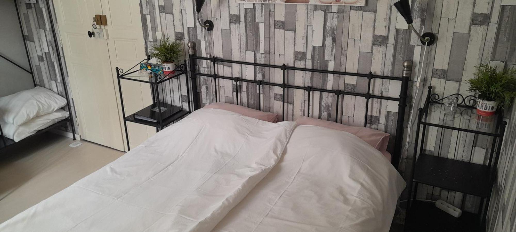 Bed and Breakfast Sur La Bonnefooi Prades-sur-Vernazobre Esterno foto